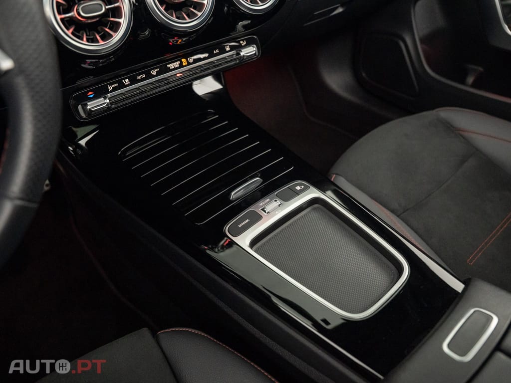 Mercedes-Benz CLA 250 e Shooting Brake Style Plus