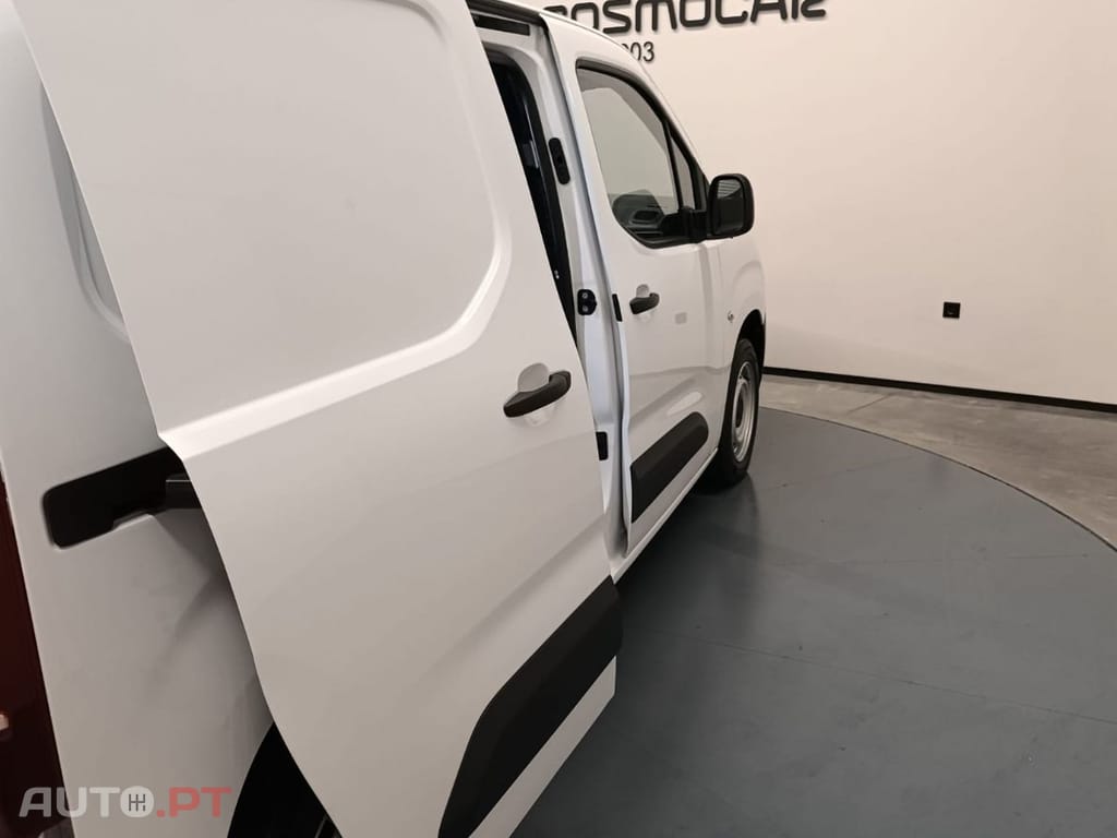 Peugeot Partner 1.6 BlueHdi L1 (3 Lug)