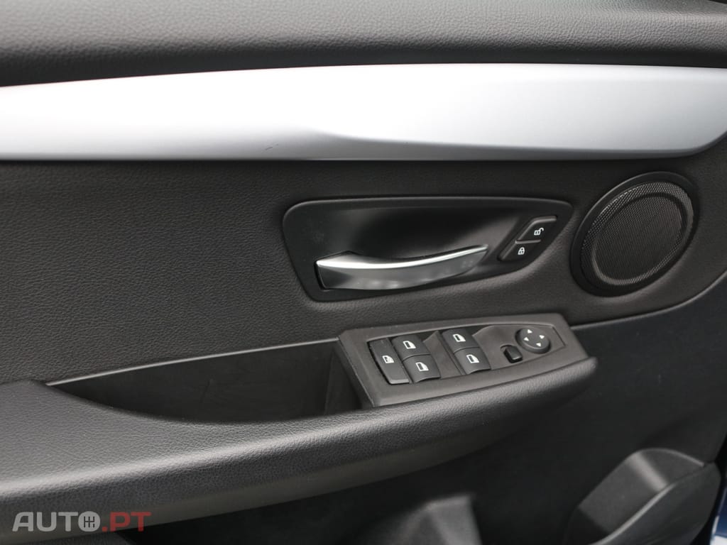 BMW 216 d Advantage