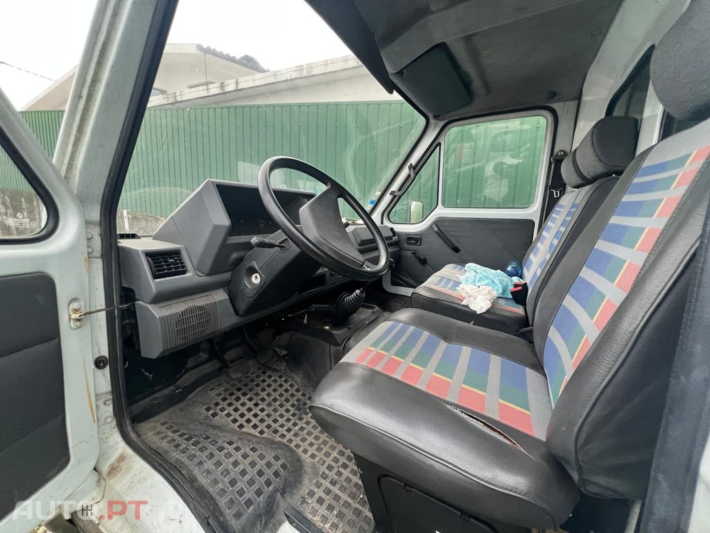 Renault Trafic Outro