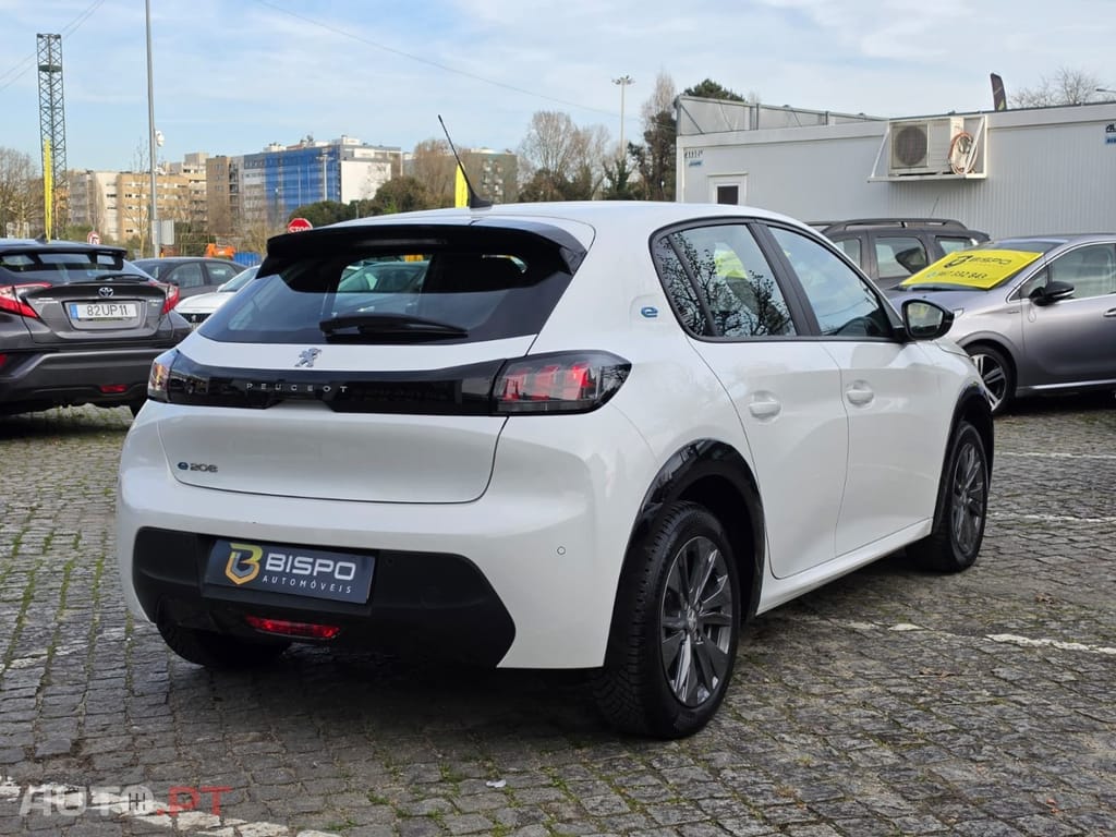 Peugeot E-208 50 kWh Active Pack