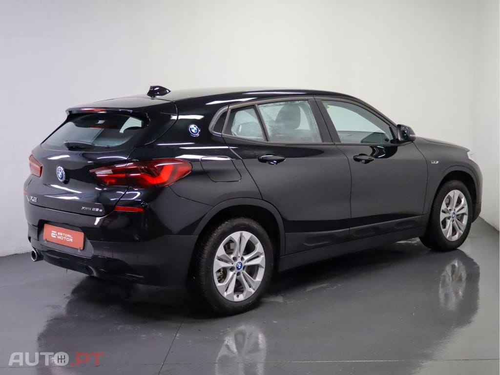 BMW X2 xDrive25e Business X