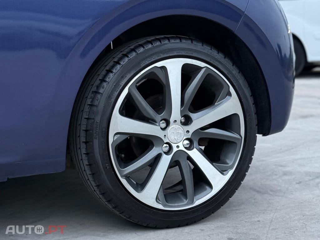 Peugeot 208 1.6 e-HDi GT Line
