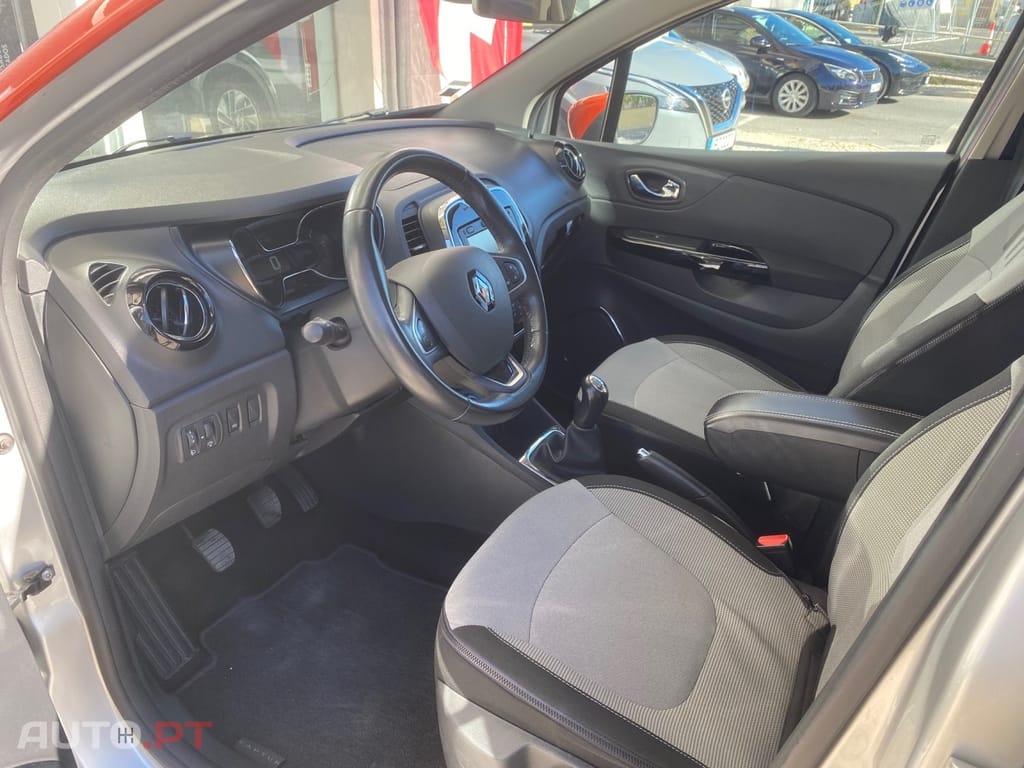Renault Captur 0.9 TCE Sport