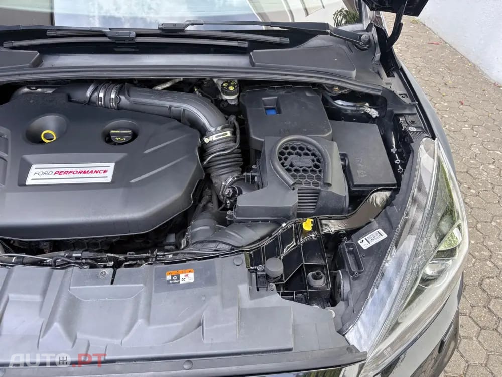 Ford Focus 2.3 EcoBoost S&S 4WD RS