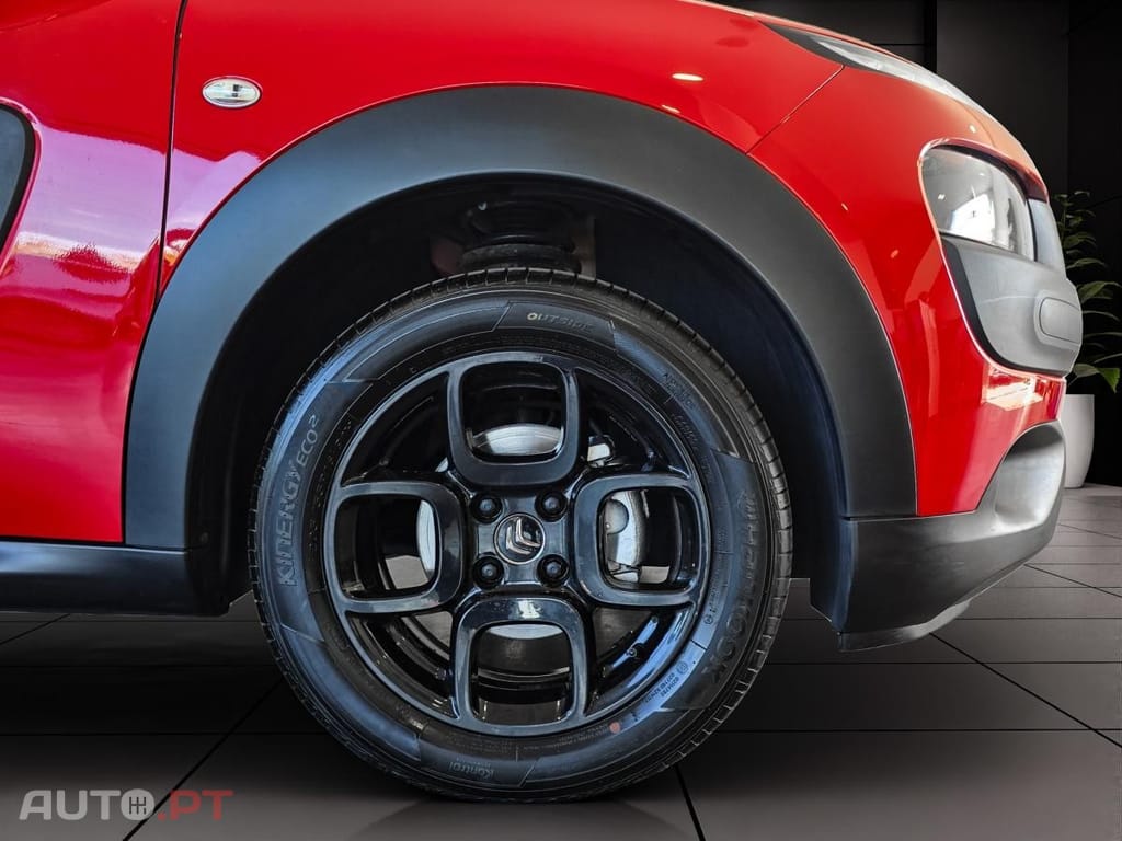 Citroen C4 Cactus 1.2 PureTech Shine Pack