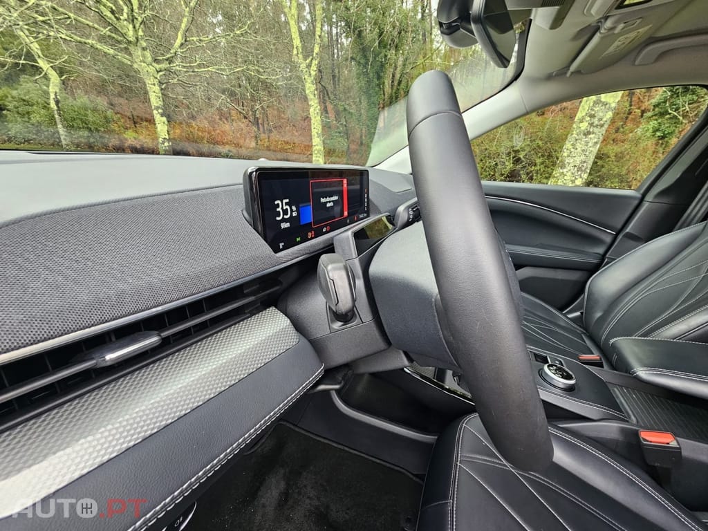 Ford Mustang Mach-E Standard