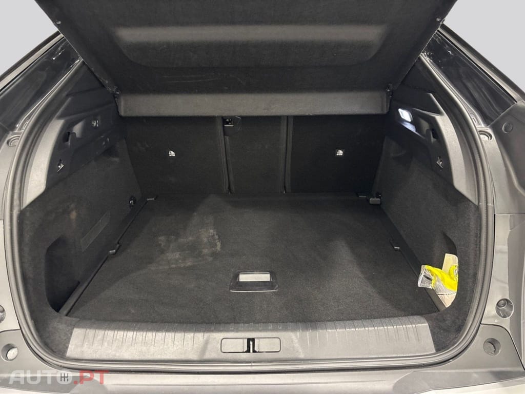 Peugeot 3008 Hybrid e-DCS6 Allure I.V.A DEDUTIVEL