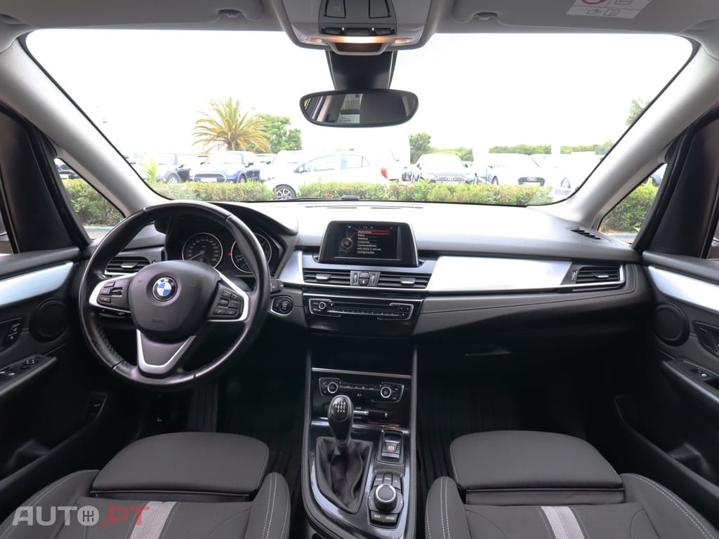 BMW 216 d Advantage