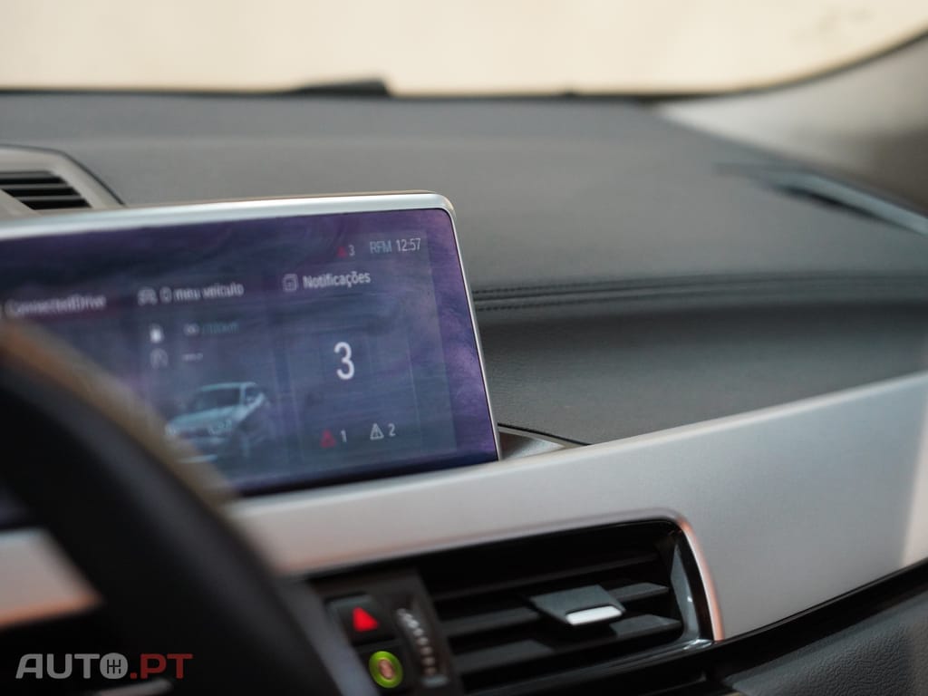 BMW X2 18 i sDrive Auto