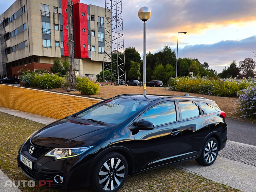 Honda Civic Tourer 1.6 DTEC Elegance