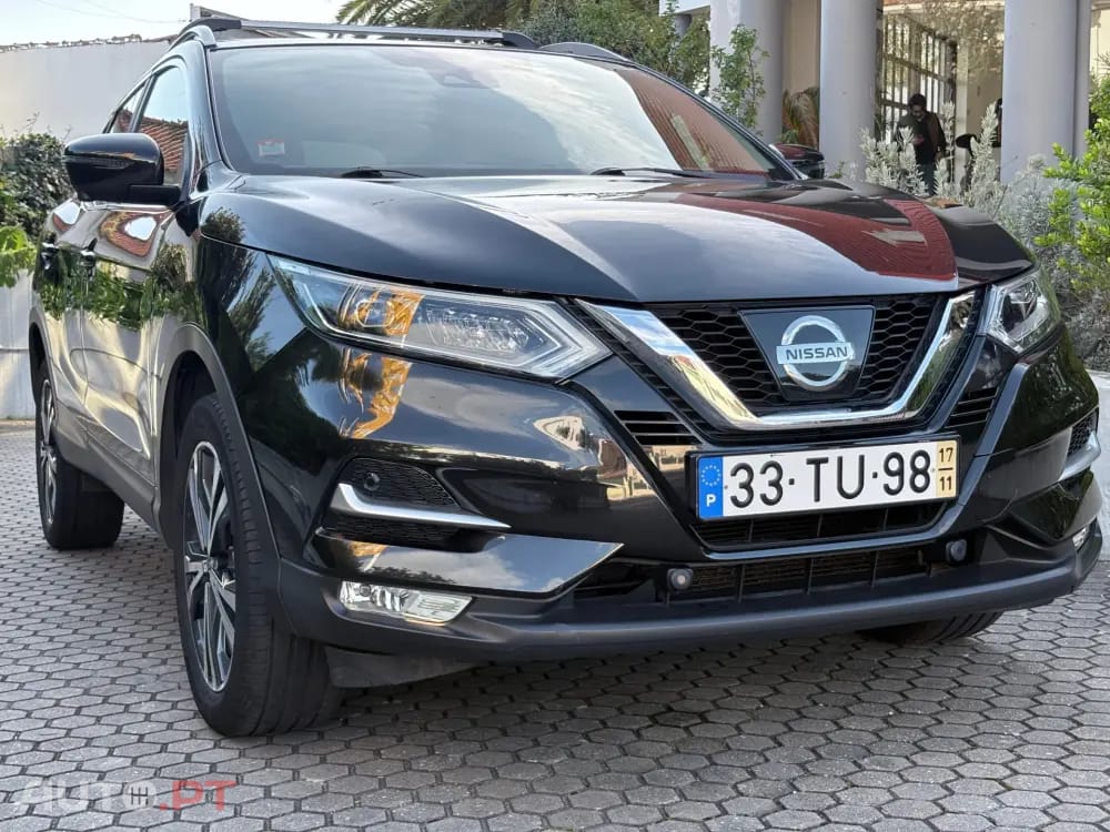 Nissan Qashqai 1.2 DIG-T N-Connecta 18