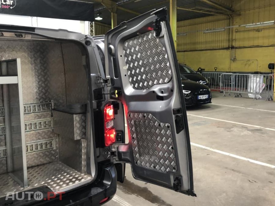 Peugeot Expert 1.5 BlueHDi Standard Asphalt