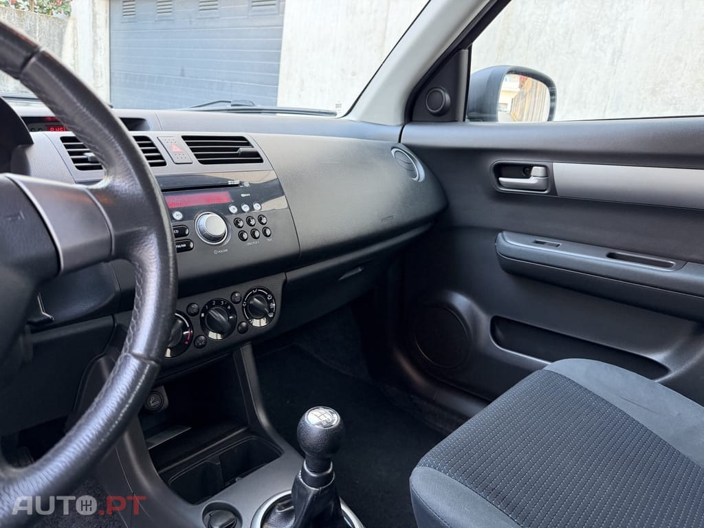 Suzuki Swift 1.3 DDiS GLX