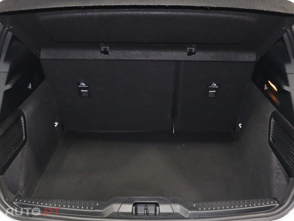 Ford Focus 1.0 EcoBoost MHEV ST-Line