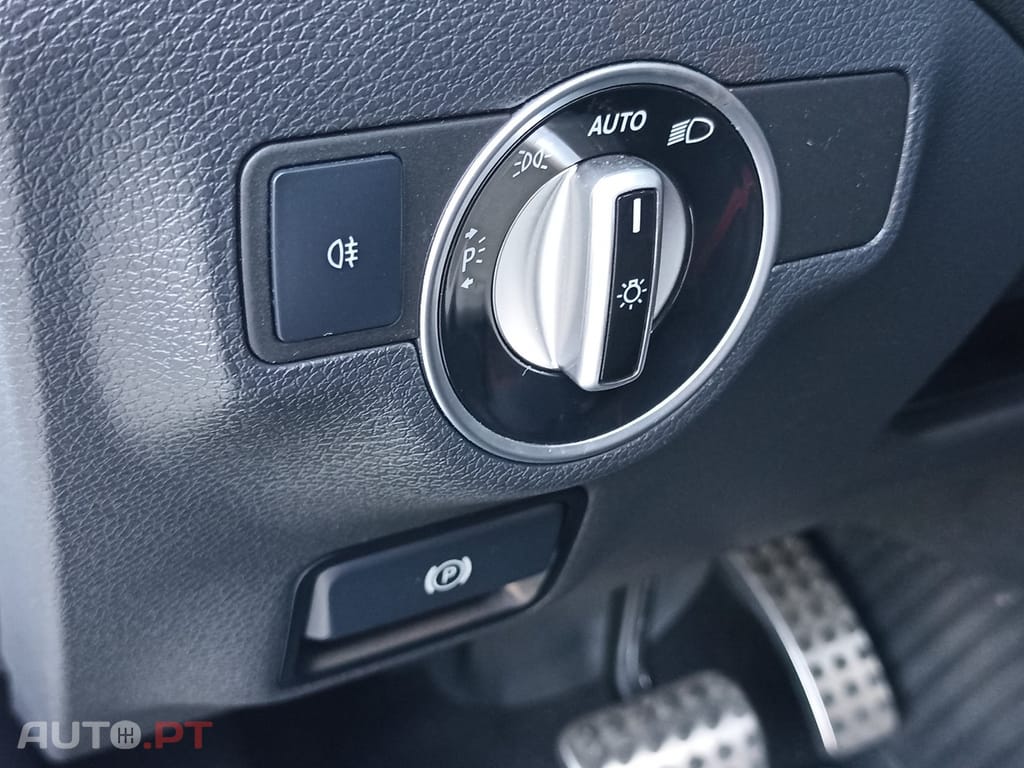 Mercedes-Benz CLA 45 AMG Shooting Brake 4-Matic