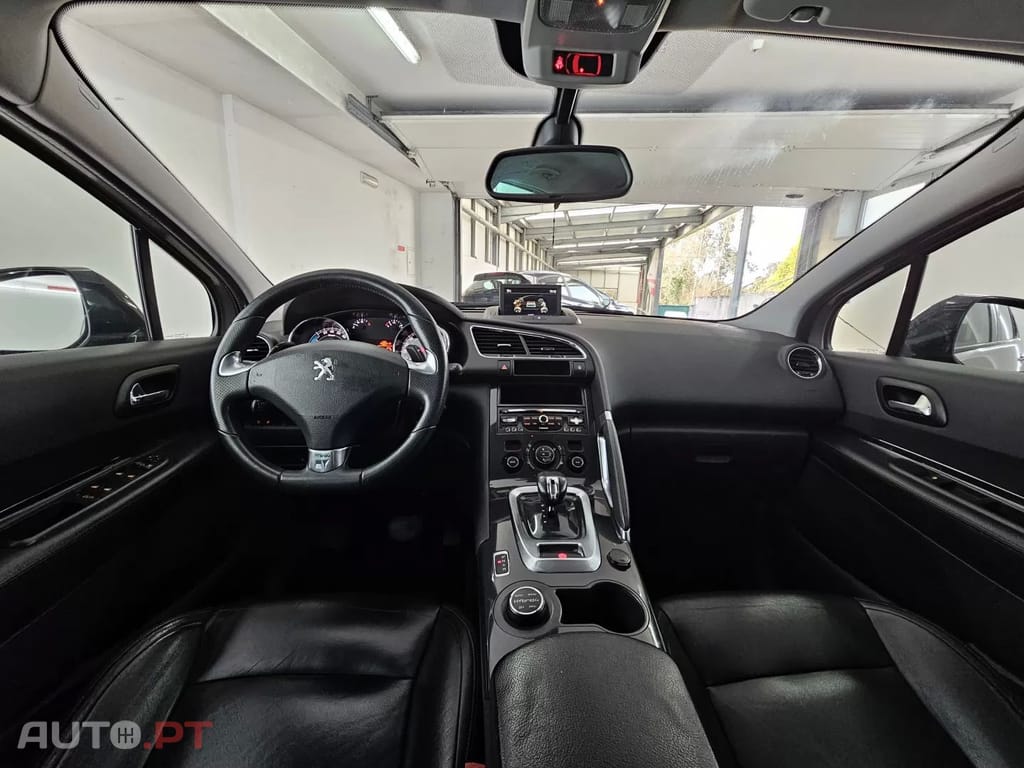Peugeot 3008 2.0 HDi Hybrid4 88g