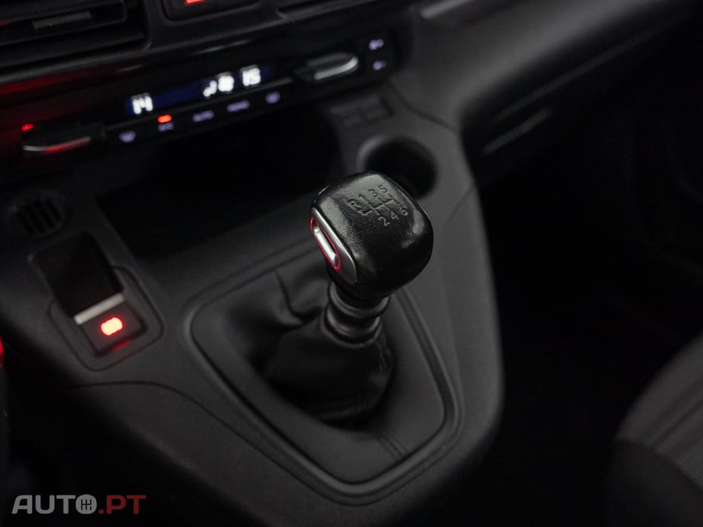 Opel Combo 1.5 CDTi L1H1 Elegance Plus
