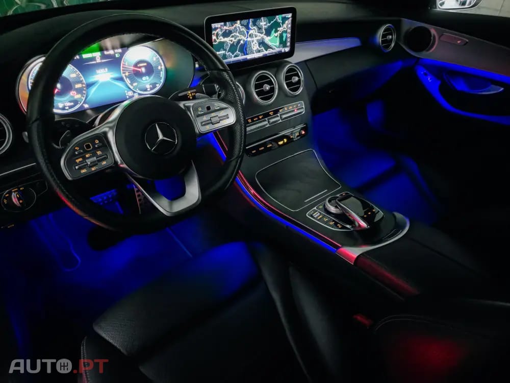 Mercedes-Benz C 300 Outro