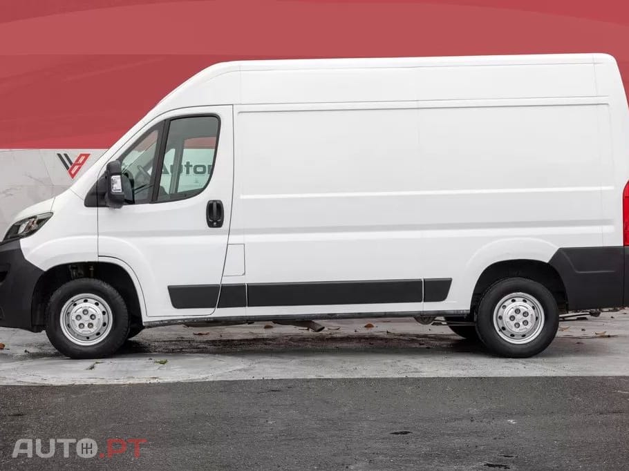 Peugeot Boxer  L2H2 2.2 HDi C/IVA 3 Lug.