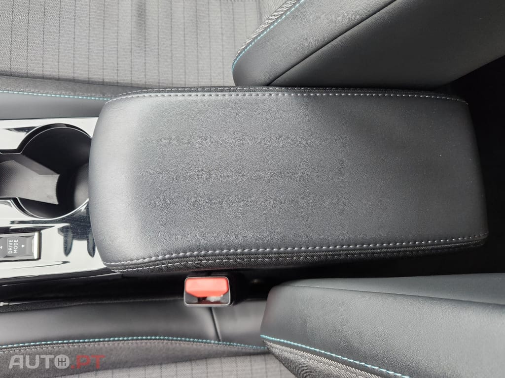 Peugeot 2008 1.5 BlueHDi Allure