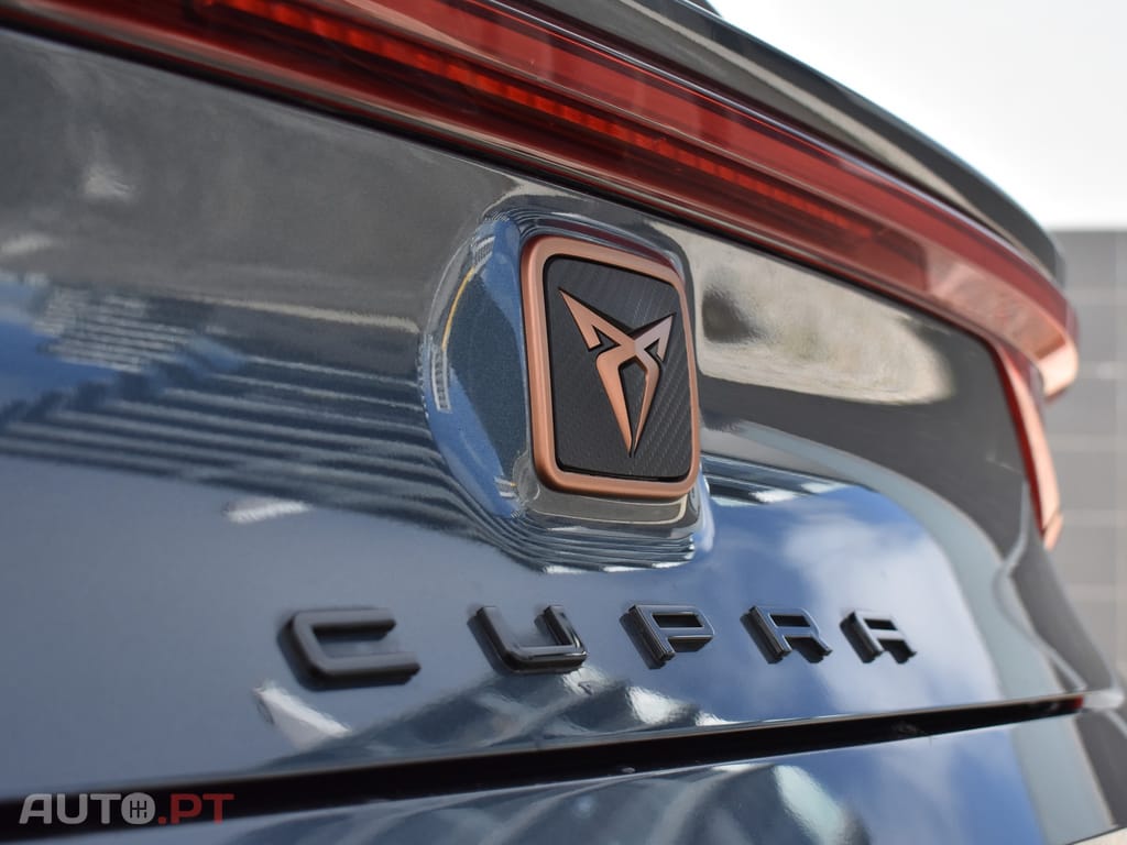 Cupra Leon 1.4 e-Hybrid VZ DSG