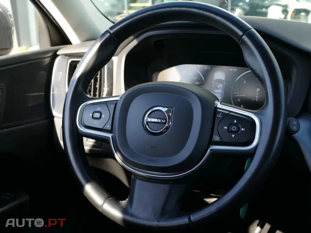 Volvo XC60 2.0 D4 Momentum Geartronic