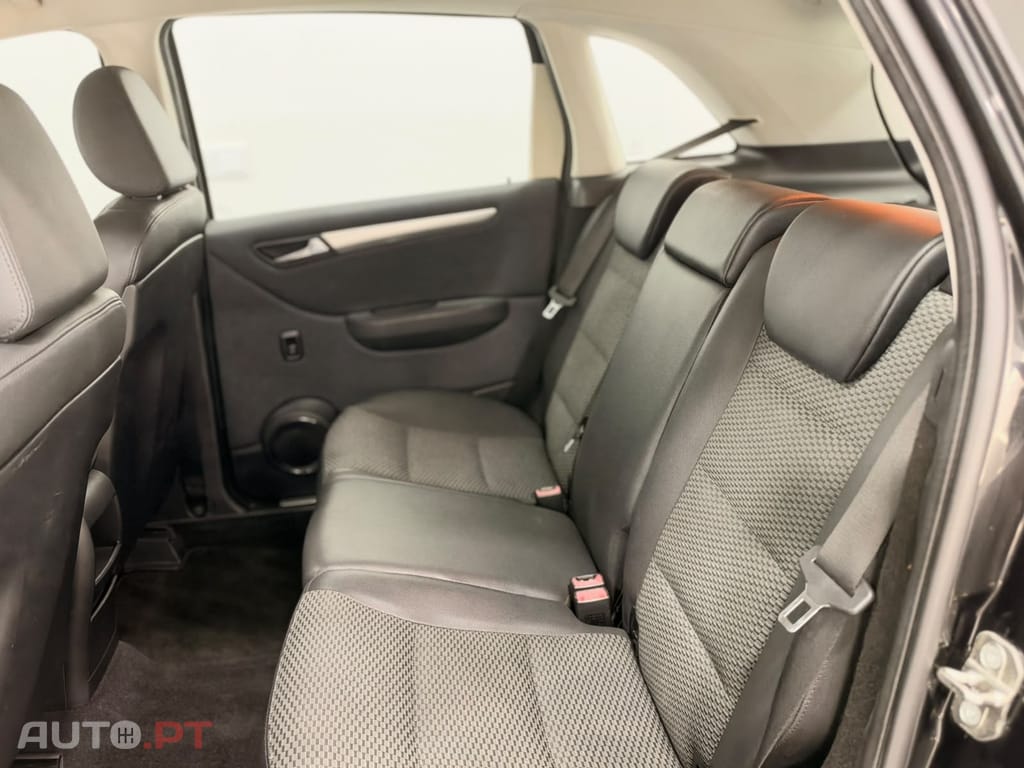 Mercedes-Benz B 180 CDi Autotronic