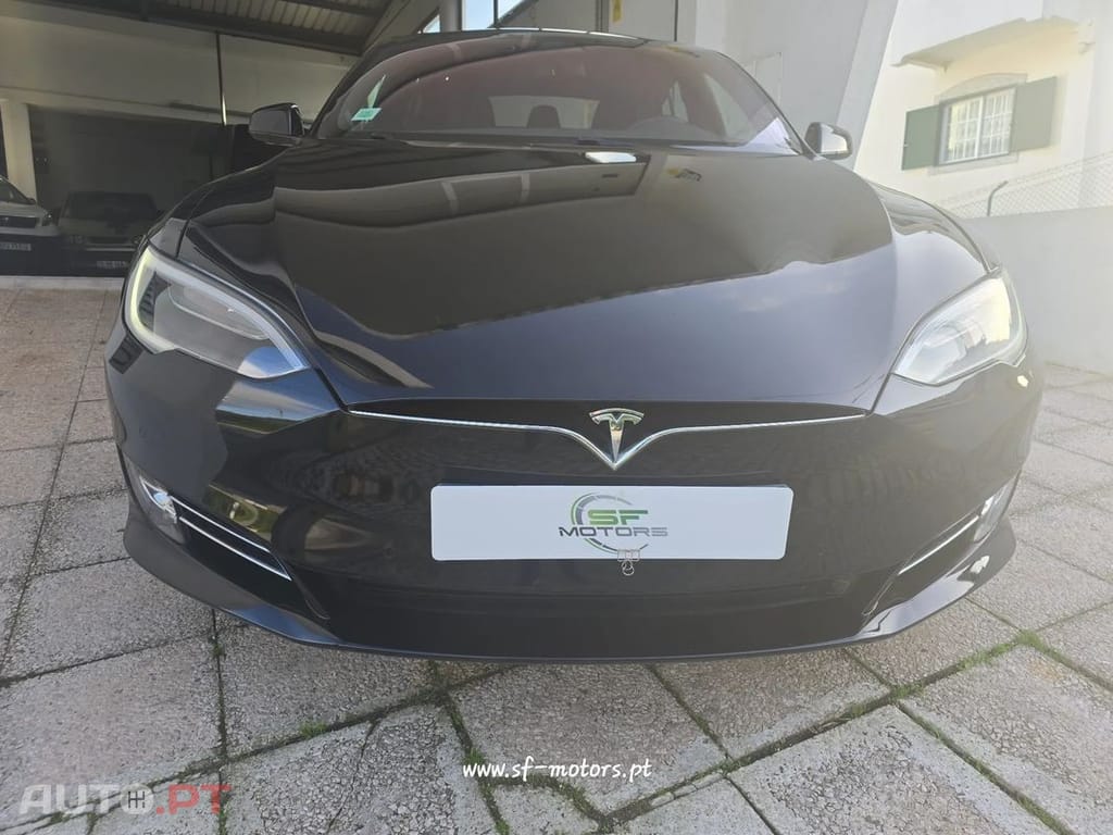 Tesla Model S 75D AWD