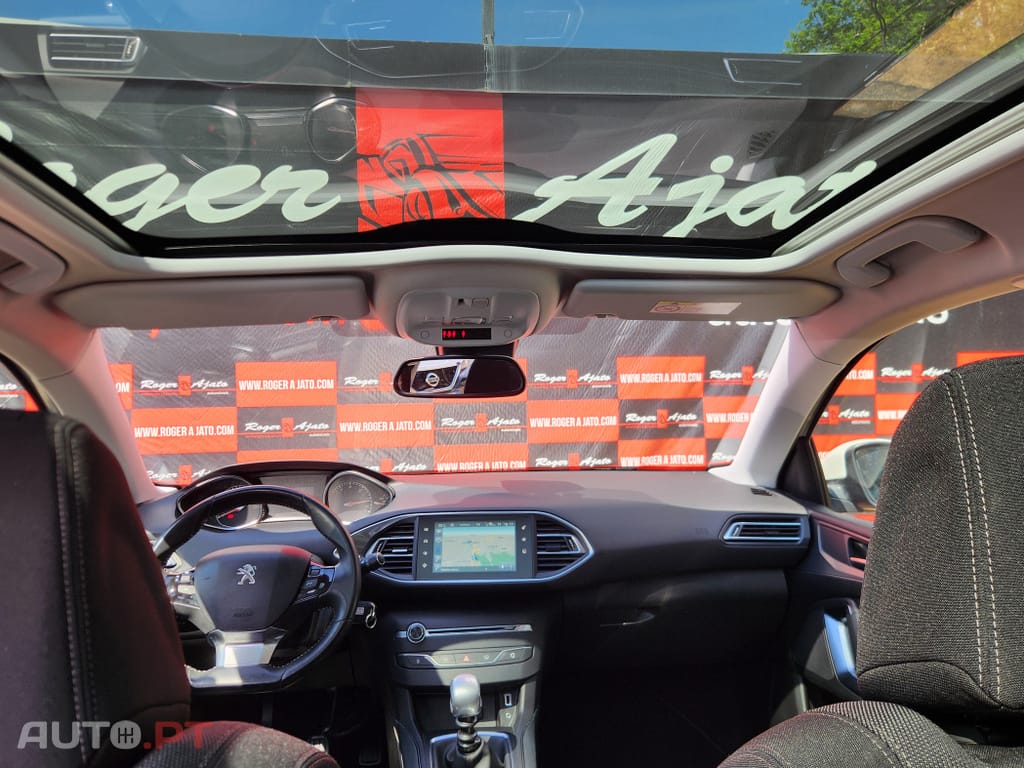 Peugeot 308 1.6 BlueHDi Style J17