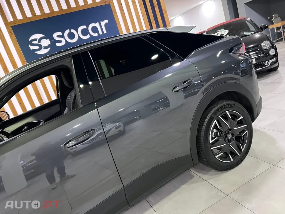 Peugeot 3008 1.2 Hybrid Allure e-DCS6