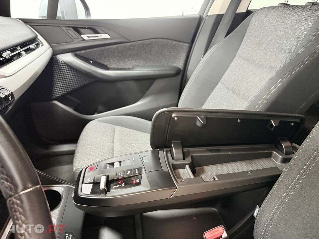 BMW 218 d Auto