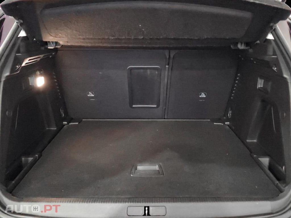 Peugeot 3008 1.5 BlueHDi Allure EAT8