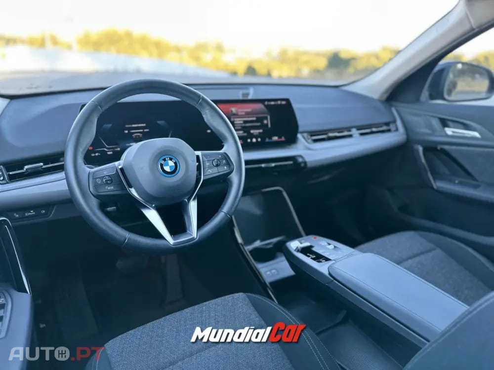 BMW iX2 eDrive20
