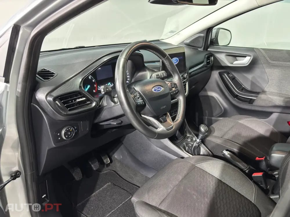 Ford Puma 1.0 EcoBoost MHEV Titanium Design