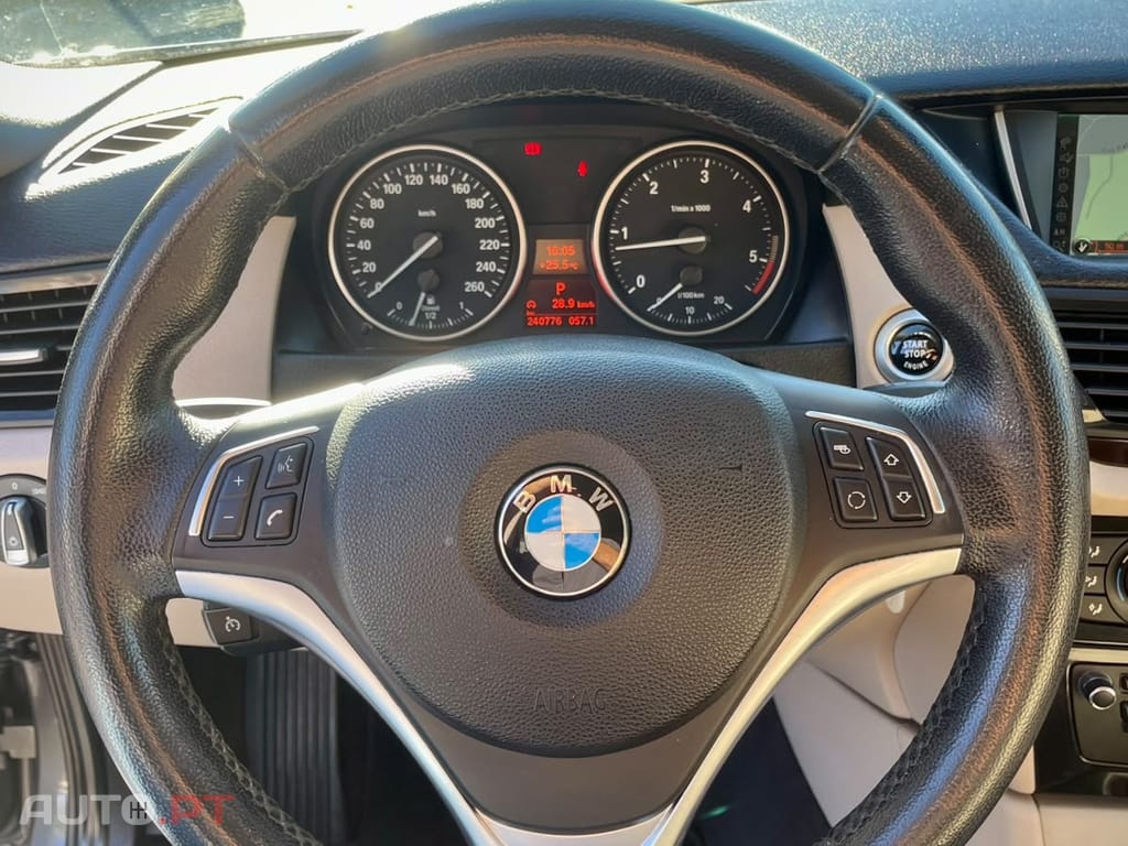 BMW X1 x drive auto