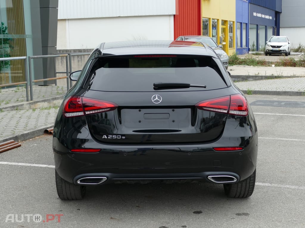 Mercedes-Benz A 250 e Progressive
