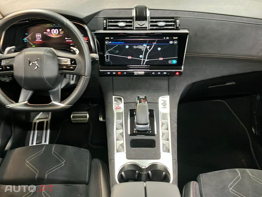 DS DS7 Crossback E-Tense Performance Line+ EAT8