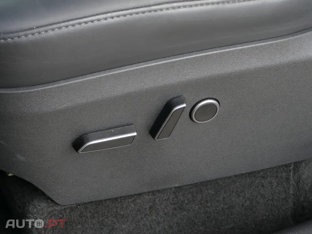 Tesla Model Y Performance Tração Integral