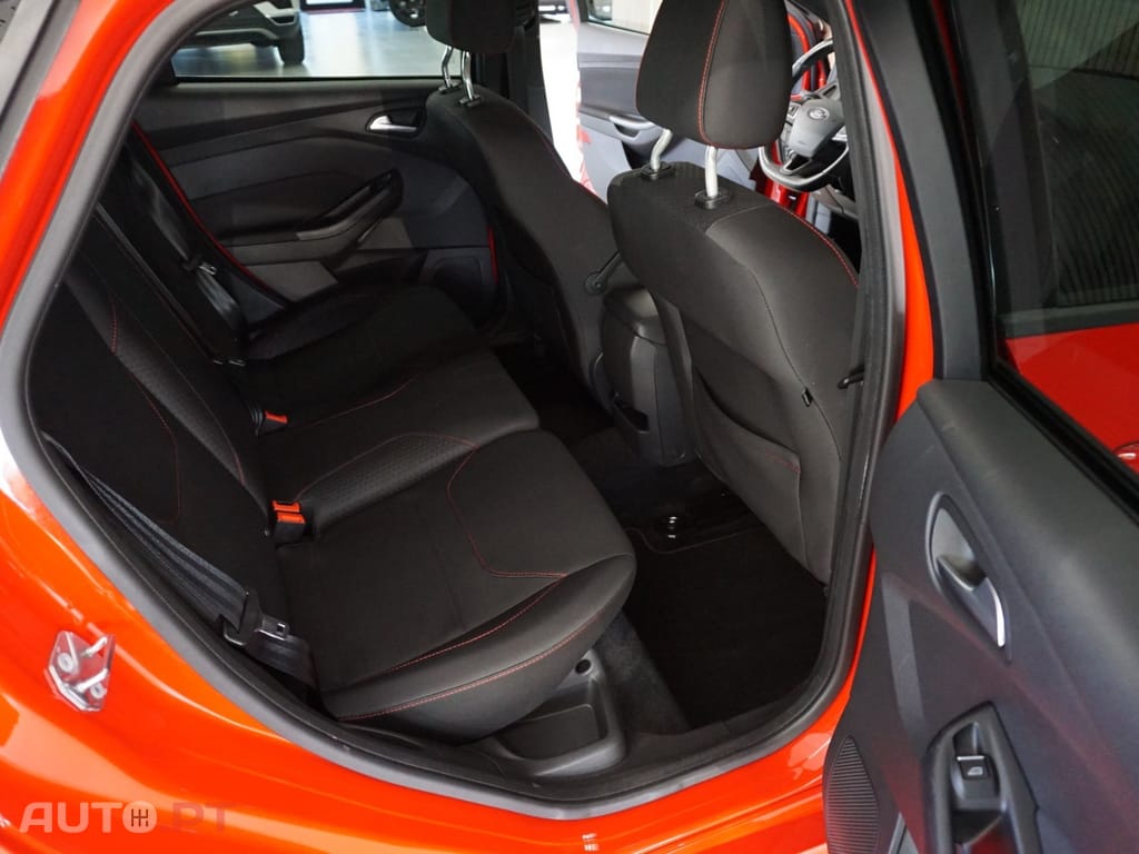 Ford Focus 1.5 EcoBoost S&S Aut. ST-LINE X