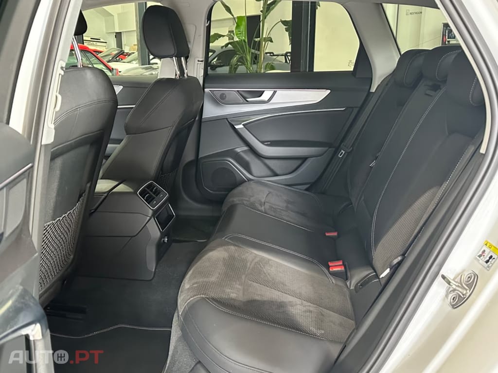 Audi A6 Avant 55 TFSIe quattro Sport
