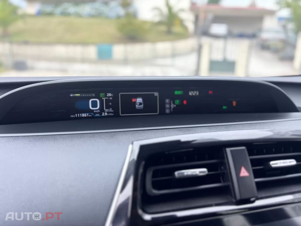Toyota Prius 1.8 Premium