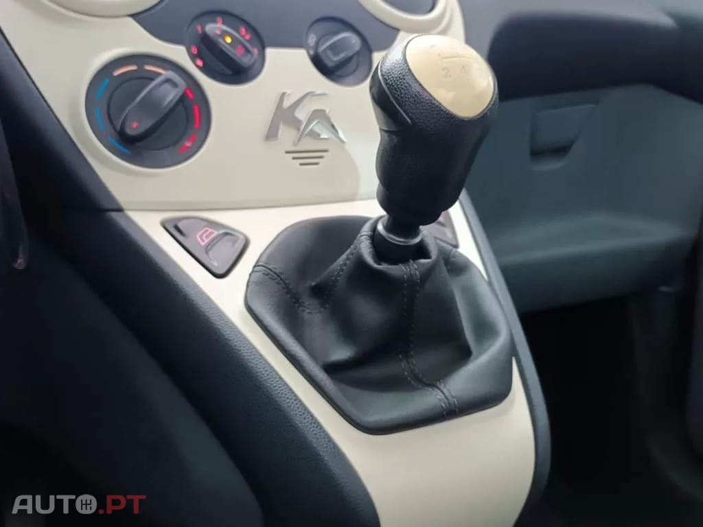 Ford KA 1.2 Titanium X