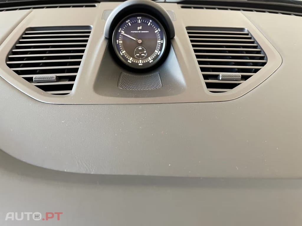 Porsche 911 S Cabriolet (992 II)