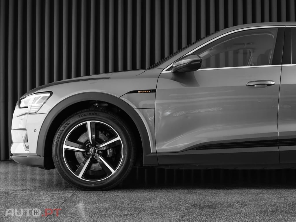 Audi E-Tron 55 quattro Advanced