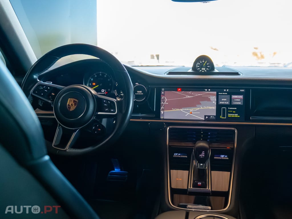 Porsche Panamera 4 E-Hybrid