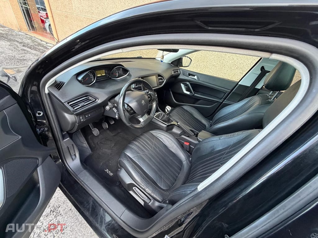 Peugeot 308 SW 1.6 BlueHDi Style