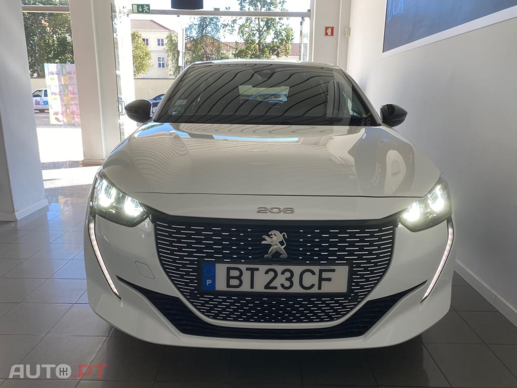 Peugeot E-208 50 kWh Active Pack