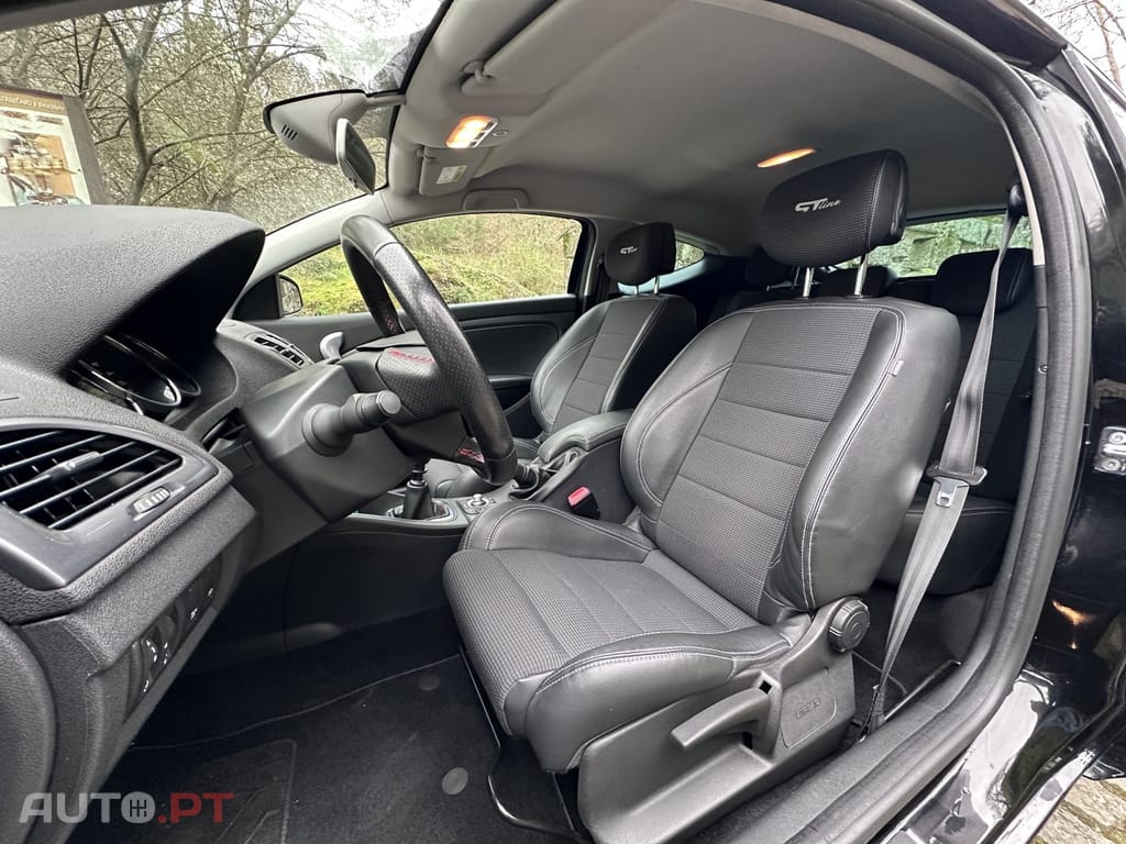 Renault Mégane Coupe 1.6 dCi GT Line SS