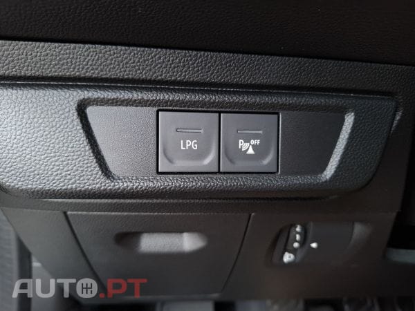 Dacia Jogger ECO-G 100 Bi-Fuel Extreme 7 lugares